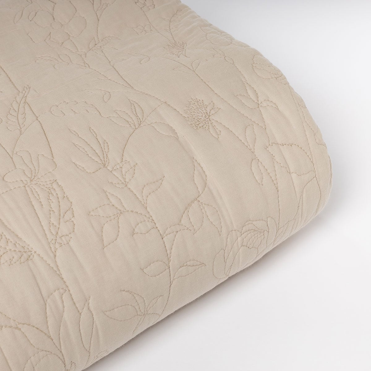 Bedspread FLOWER beige, , large
