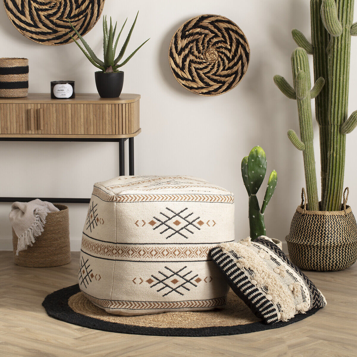 Basket black and natural in seagrass with handles, , large