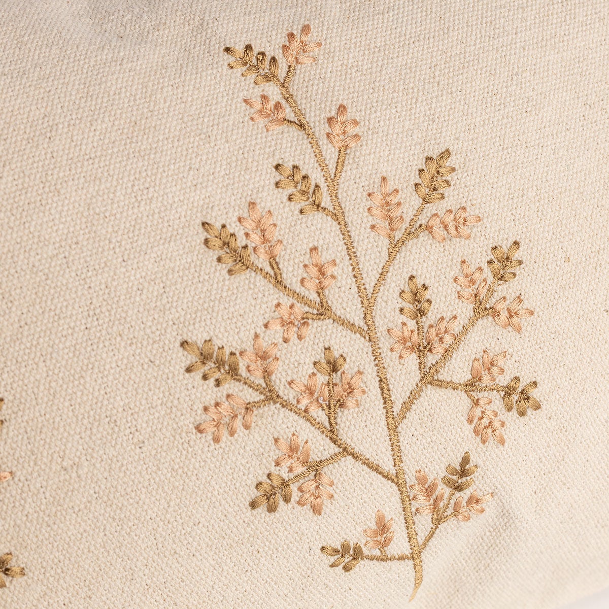 Almofada bordada BELLE com flores 30x50cm, , large