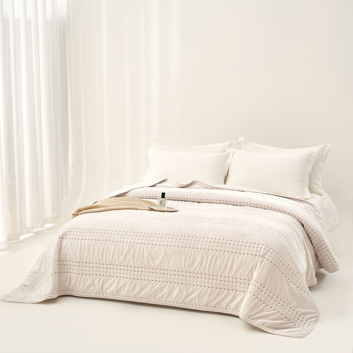 IVREA edredón de terciopelo beige 240x260cm