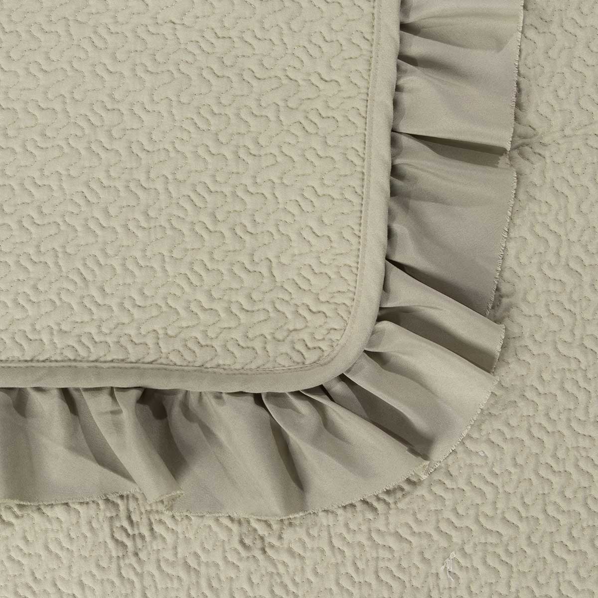 Edredón verde menta con volante 220x240cm