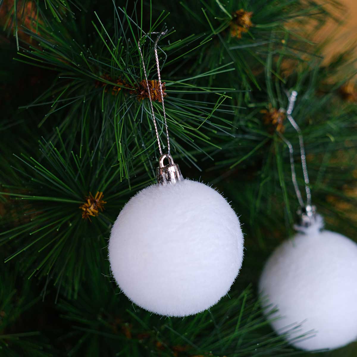 Conjunto De 3 Bolas Brancas Com Neve