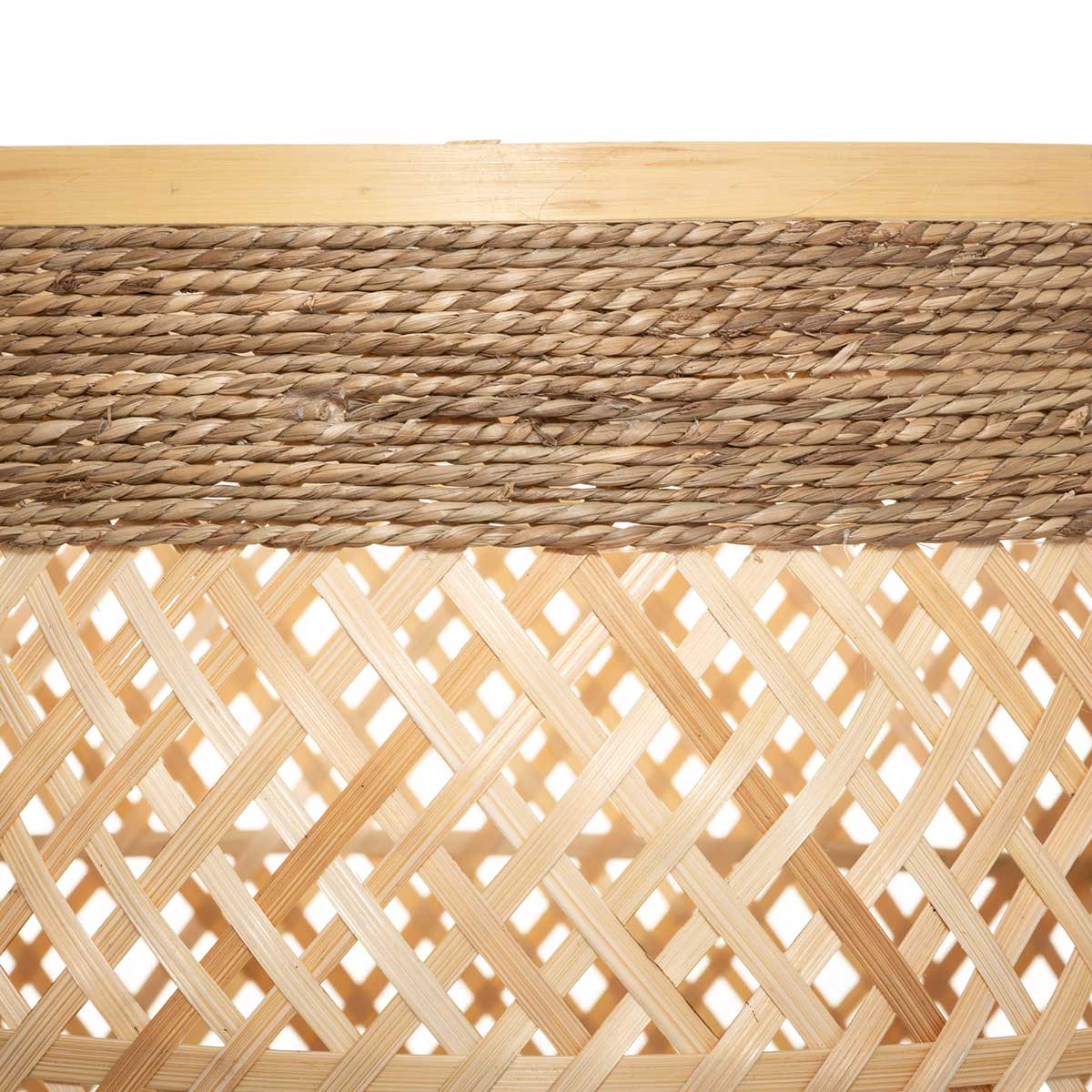 Cesta redonda beige de bamb&uacute; 24x30cm