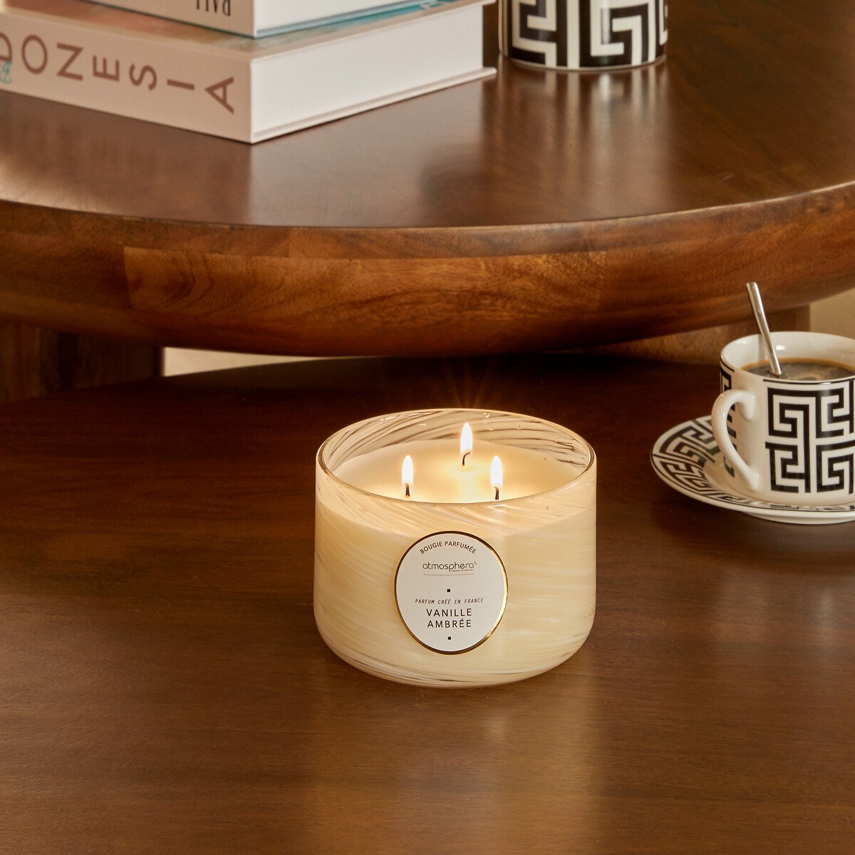 Vela perfumada en tarro de vidrio