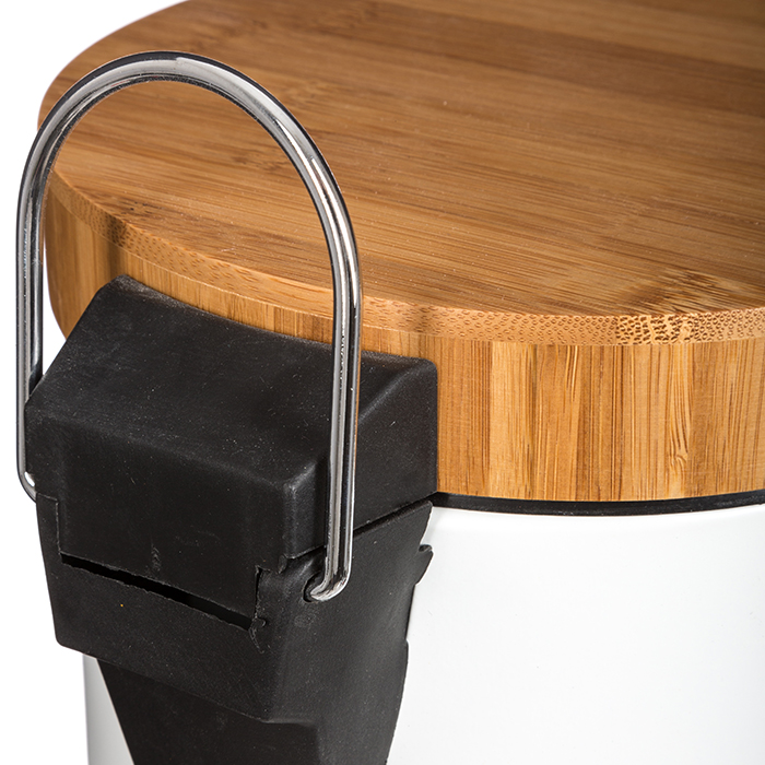 Balde WC Branco De Metal Com Tampa Em Bambu