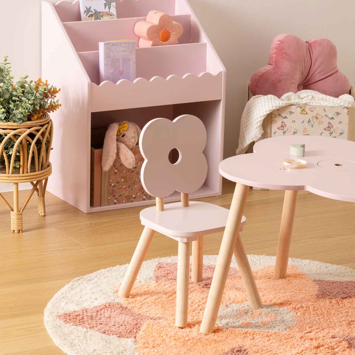 Silla en forma de flor rosa FORET ENCHANTEE