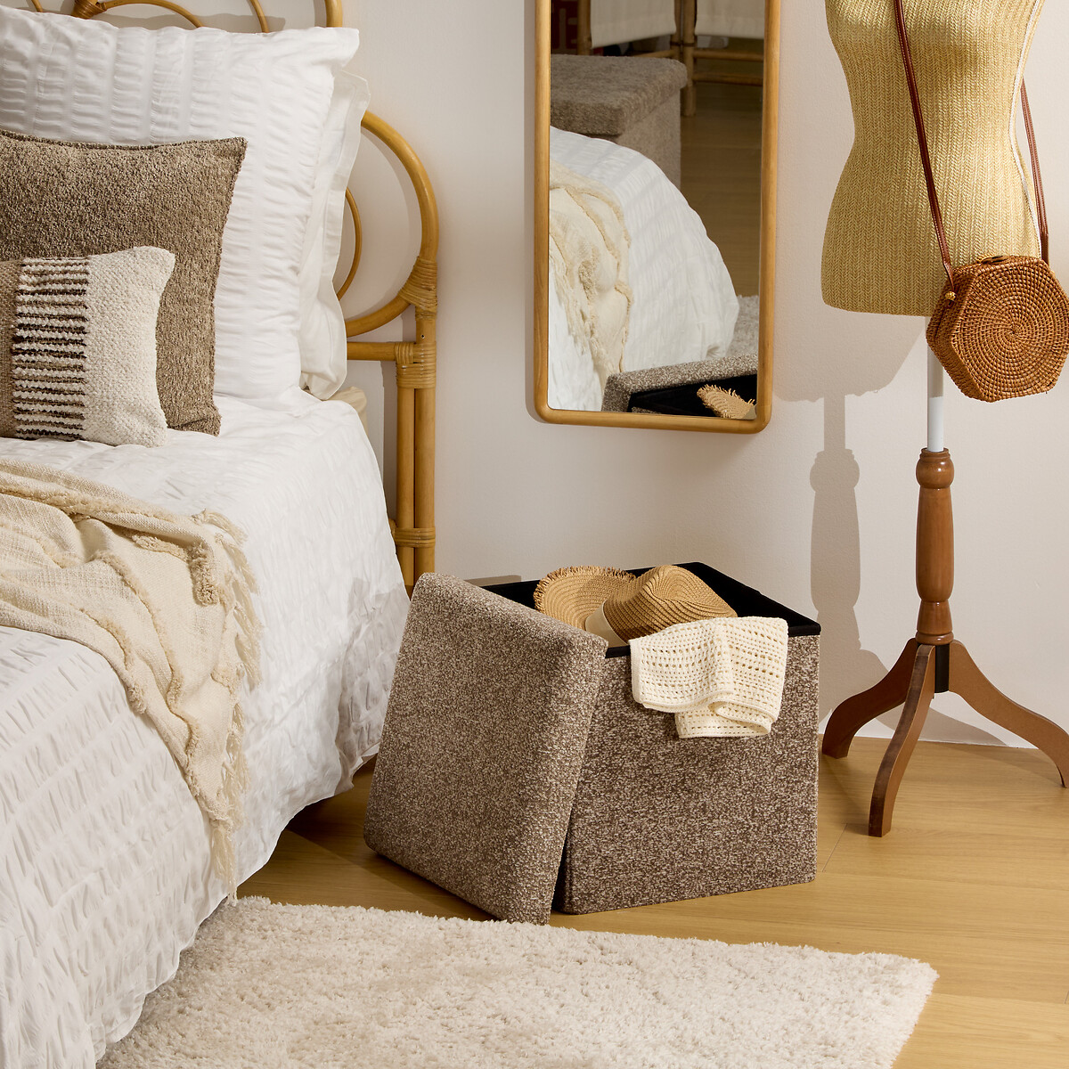 Puf con almacenaje OXIA marr&oacute;n 38x38cm