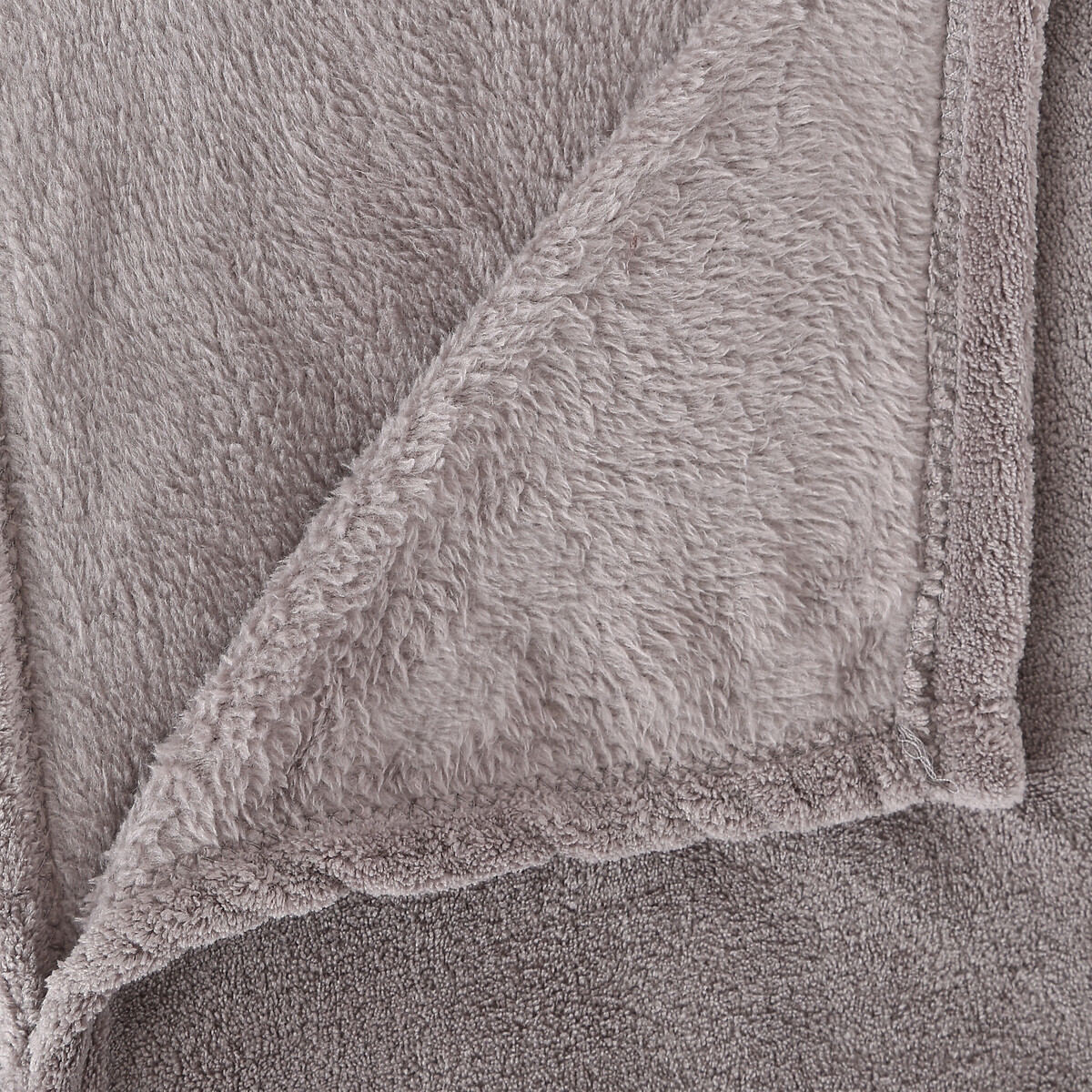 Manta Microfibra Gris 125x150Cm