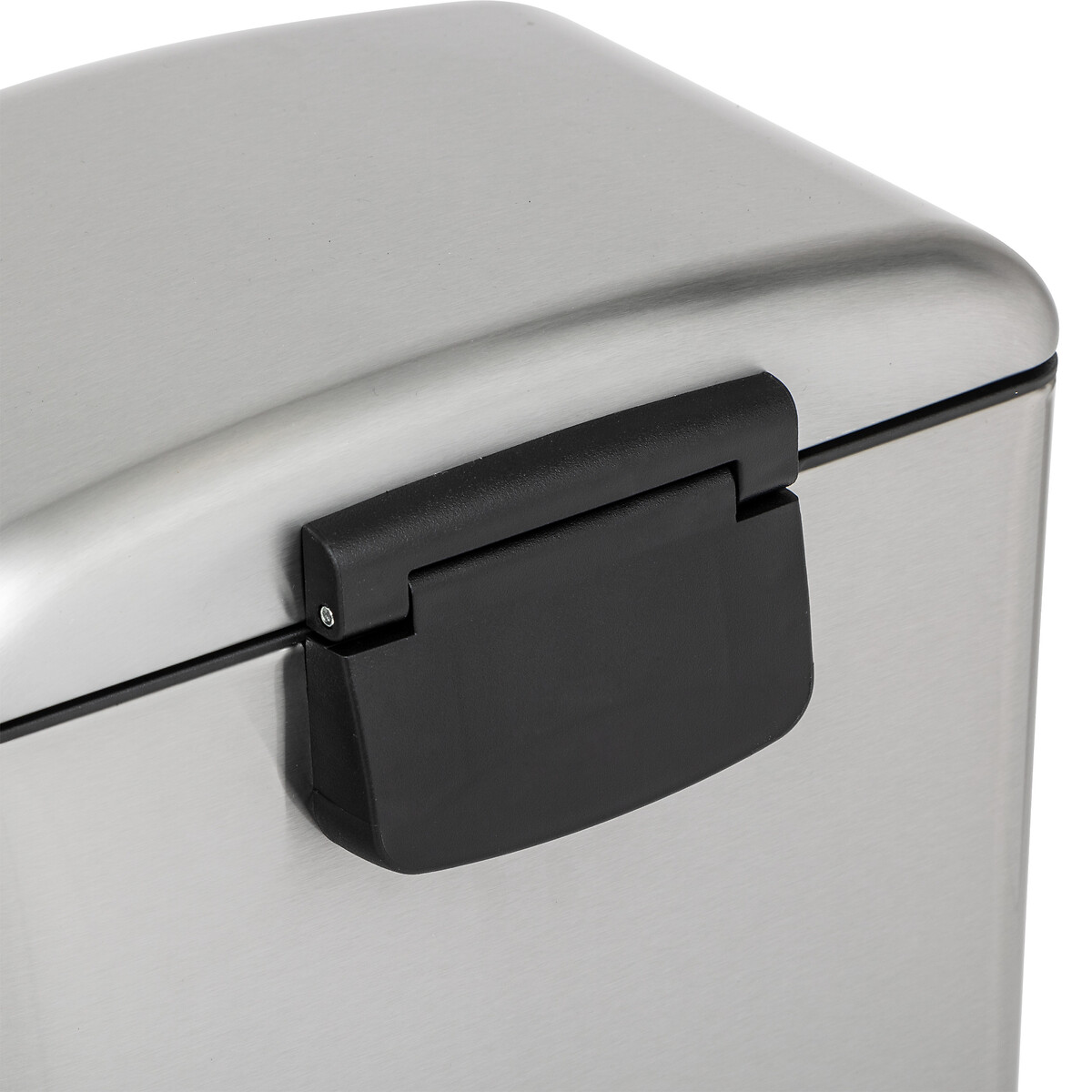 Cubo De Basura Ariane Plateado Con Pedal 20L