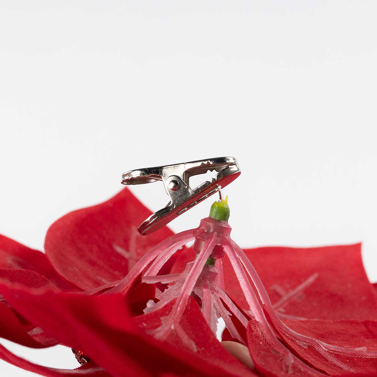Poinsetia roja con pinza 20cm