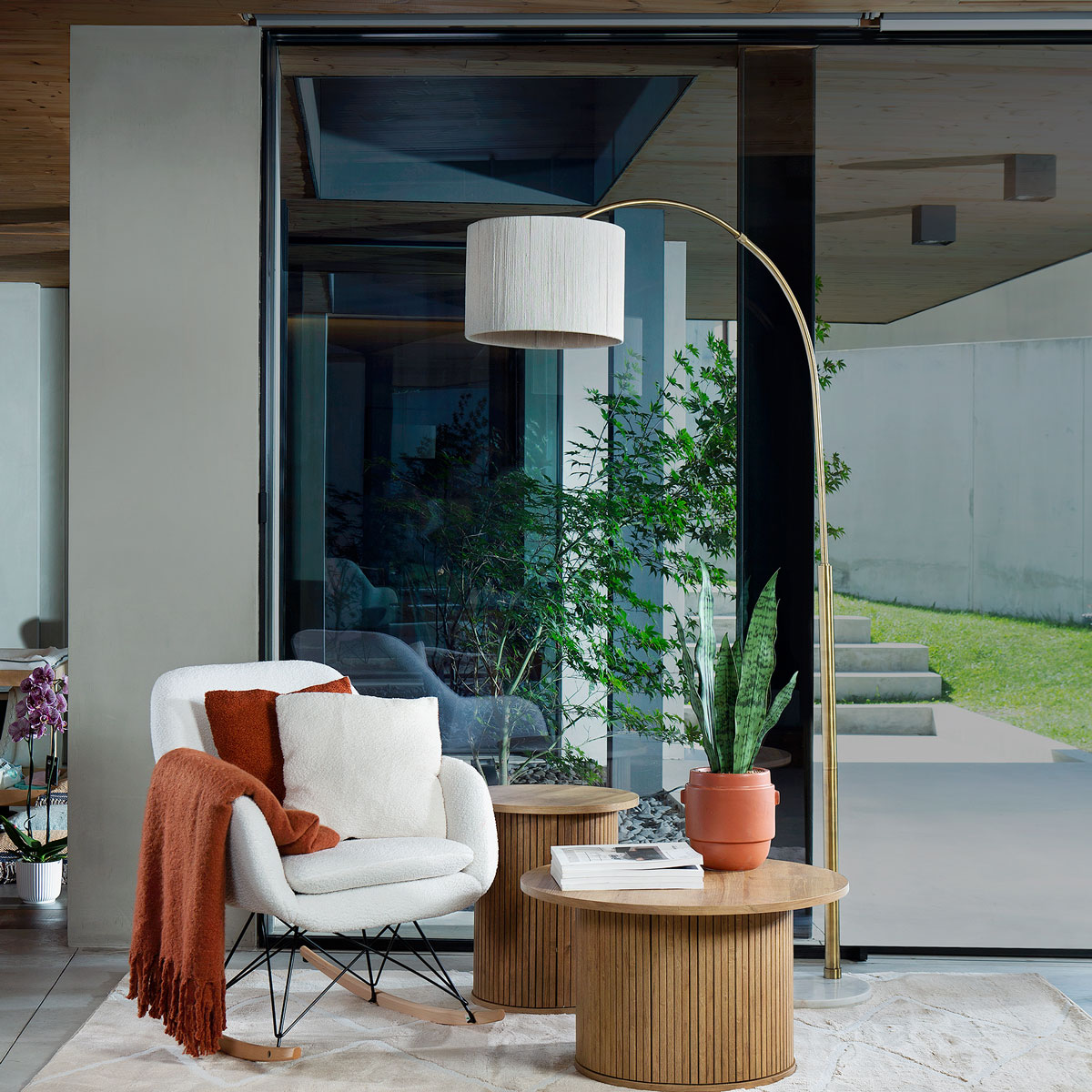 Sill&oacute;n Balanc&iacute;n Blanco 65x80x83Cm