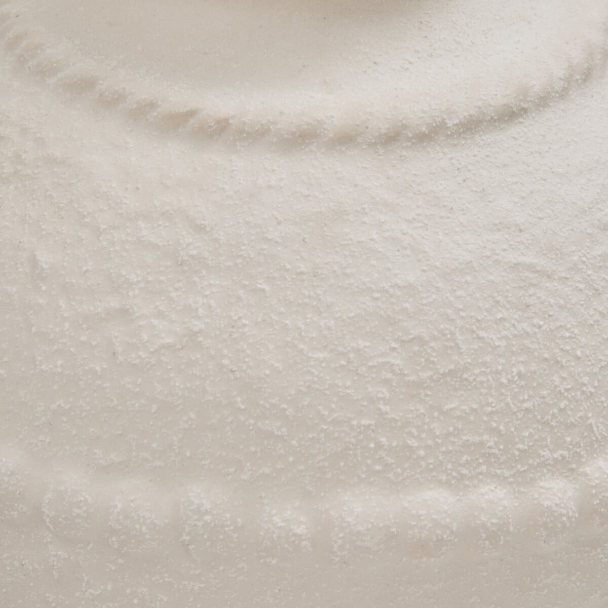 Jarr&oacute;n  blanco de cer&aacute;mica 15cm