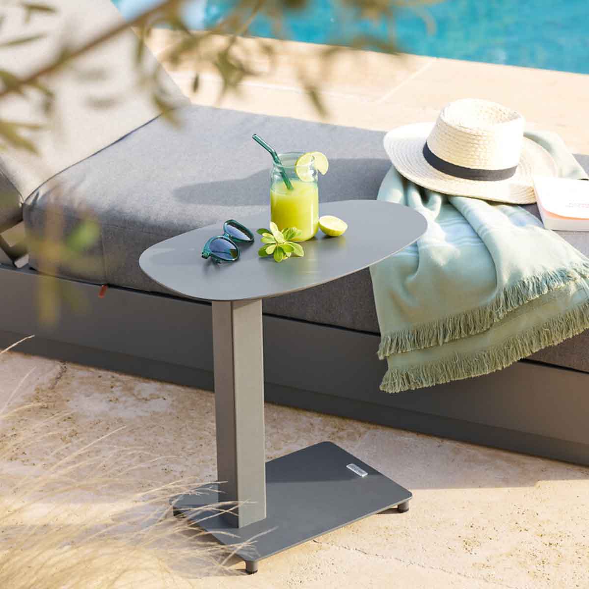 Mesa auxiliar VENUZIA gris oscuro