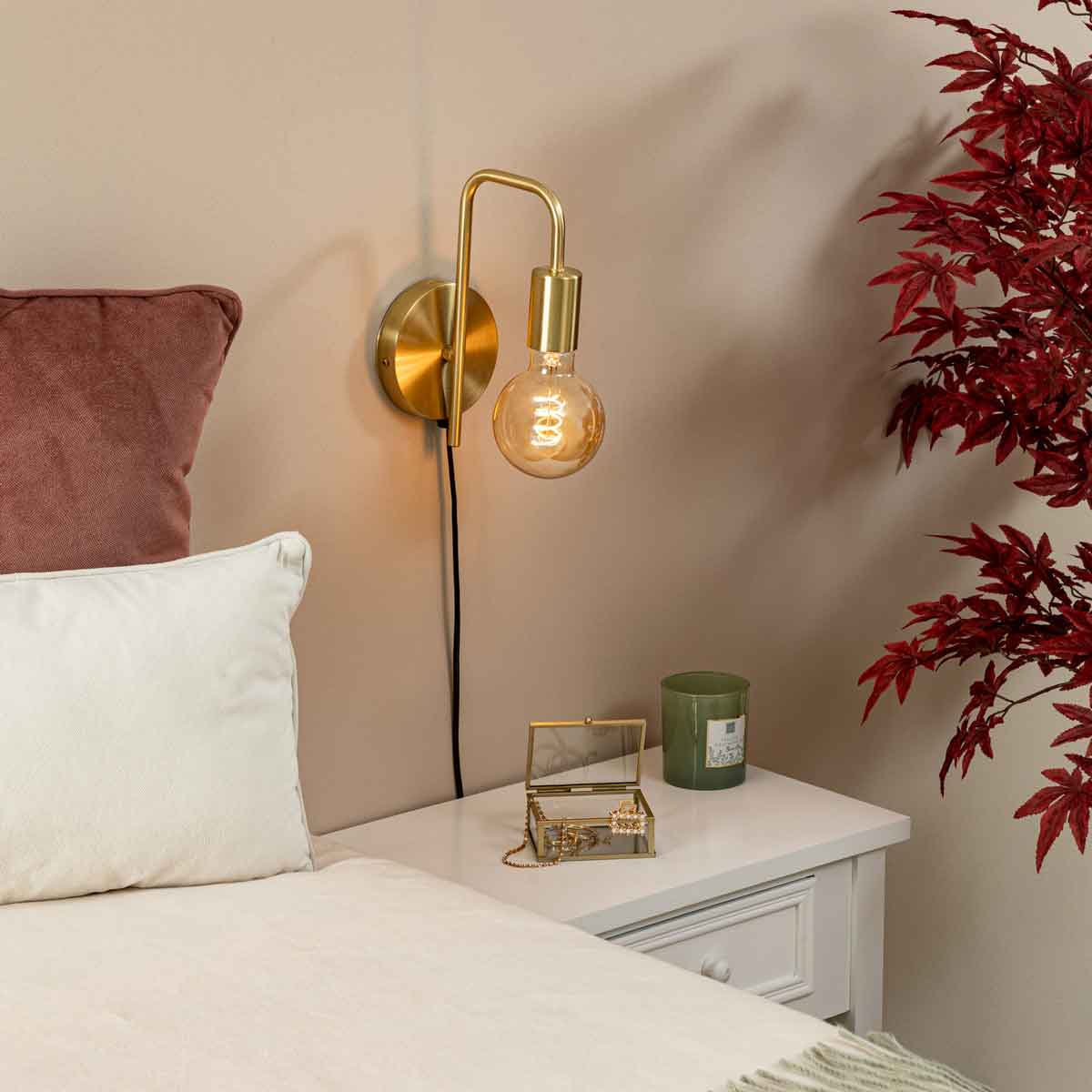 Aplique de pared KELY de metal dorado