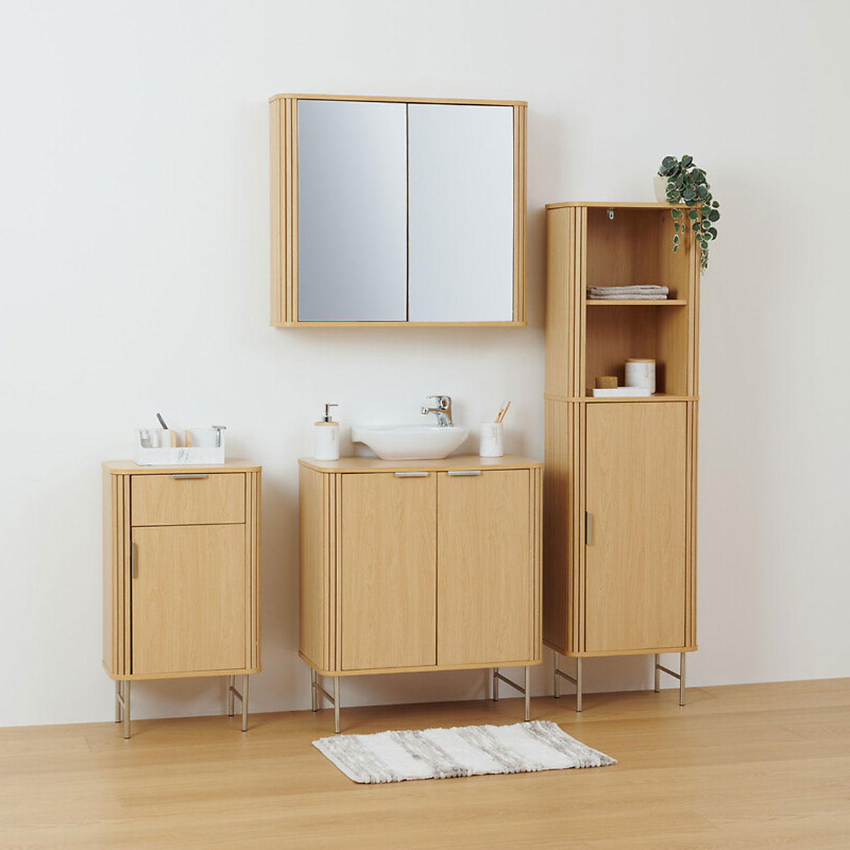 Armario para lavabo con 2 puertas LIORA marr&oacute;n