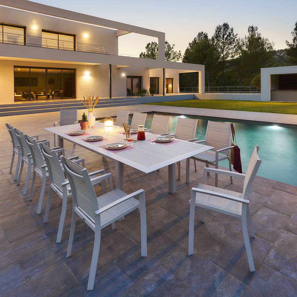 Mesa de exterior extensible  ALLURE 12 plazas