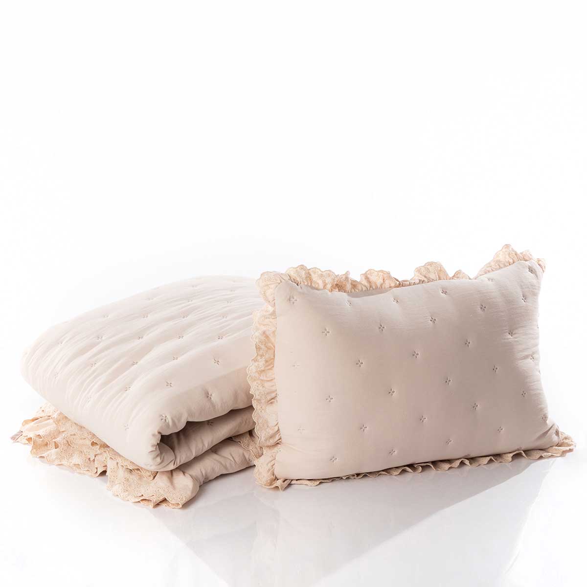 Edredón AMALFI crudo con encaje 250x260cm