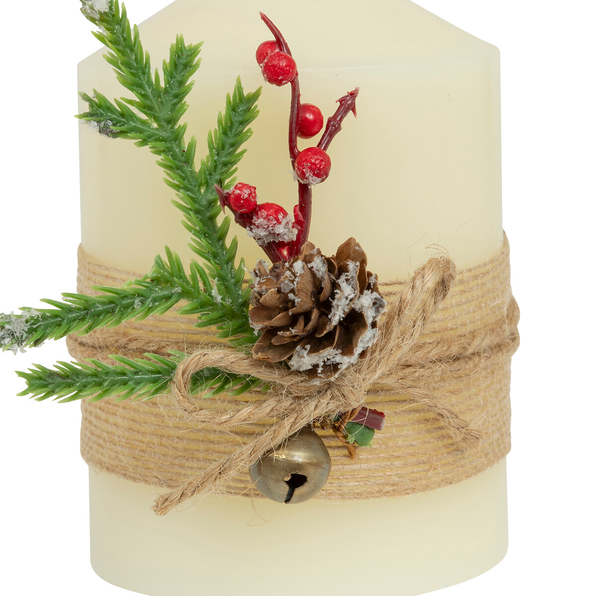 Vela con pi&ntilde;as y bayas blanca 12,5cm 