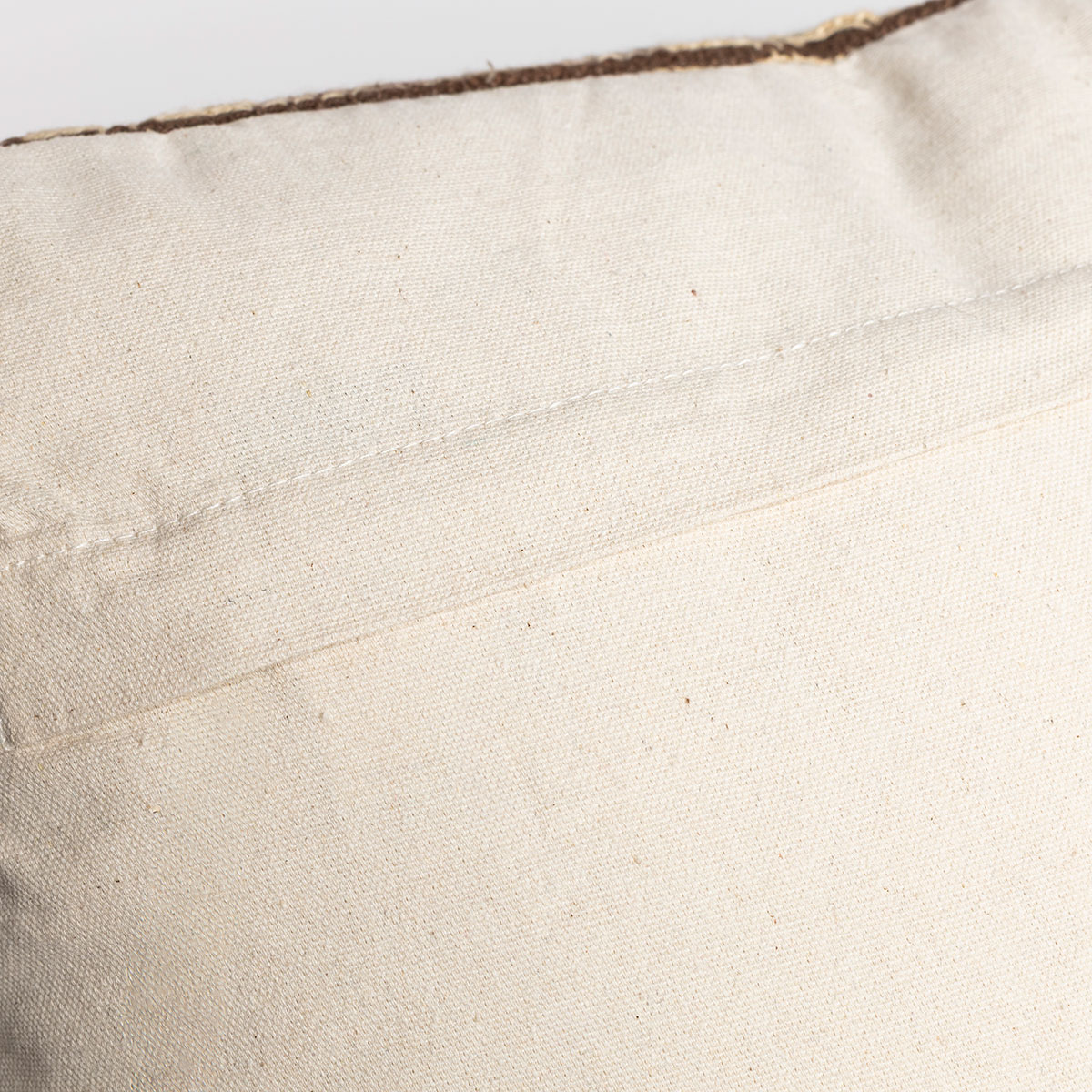 Cojín EARTHY con flecos 45x45cm