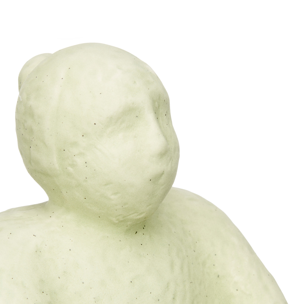 Figura forma de mujer sentada de cer&aacute;mica verde