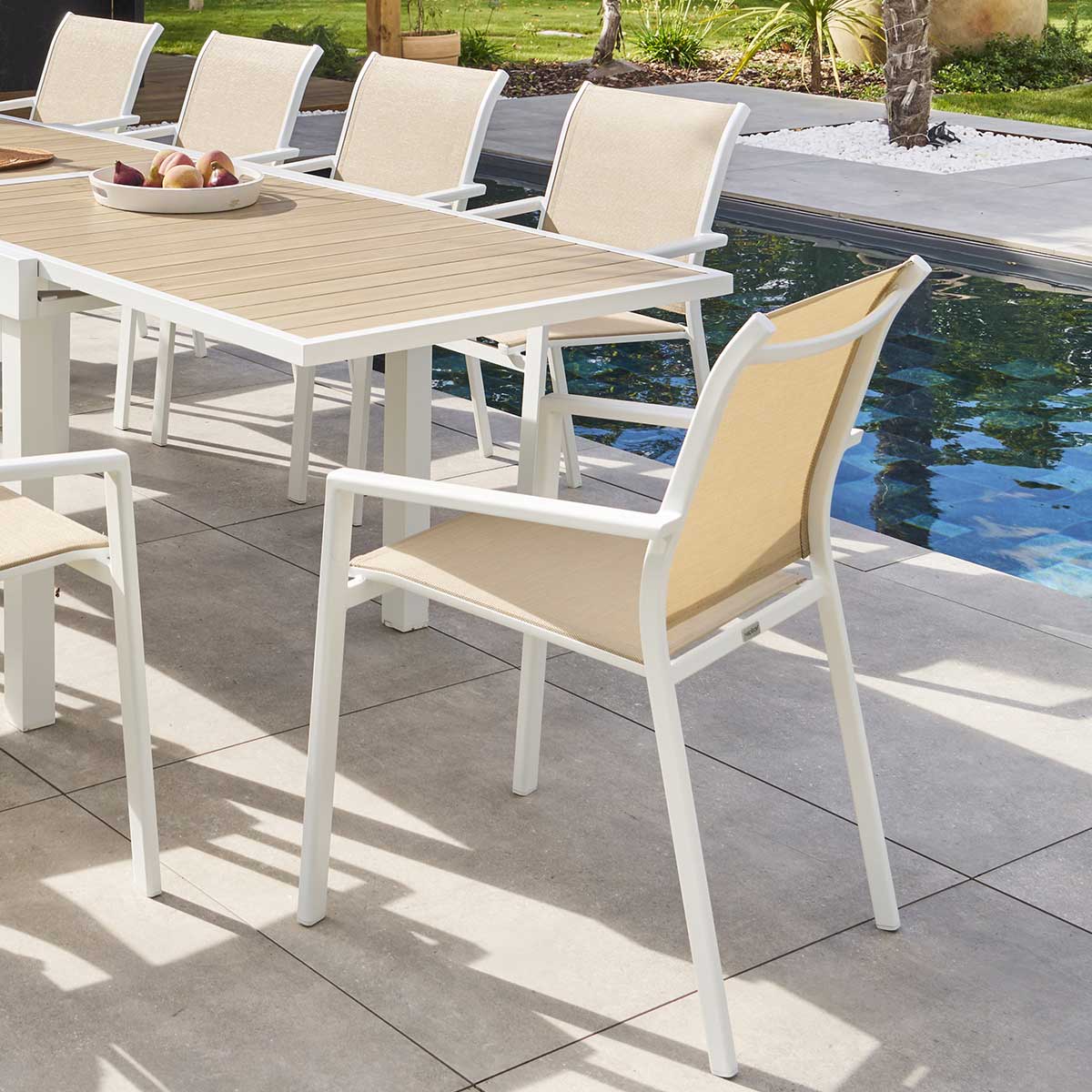 Silla ESSENTIA lino y blanco