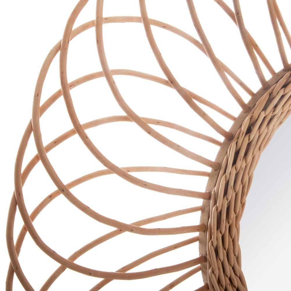 Espelho Decorativo Ros&aacute;cea Em Rattan Bege