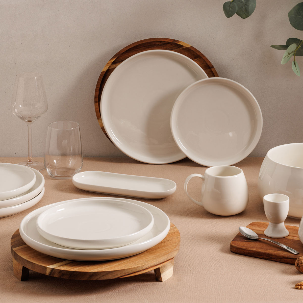 Plato de presentación de madera de acacia 30cm