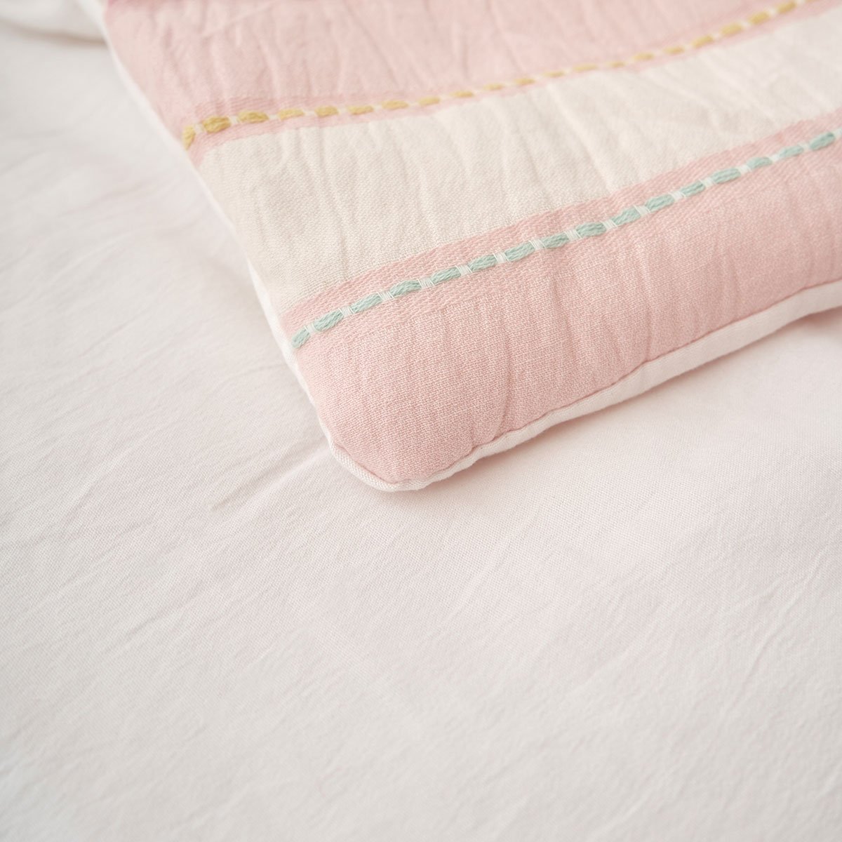 Edred&oacute;n TUKI rosa 140x220cm