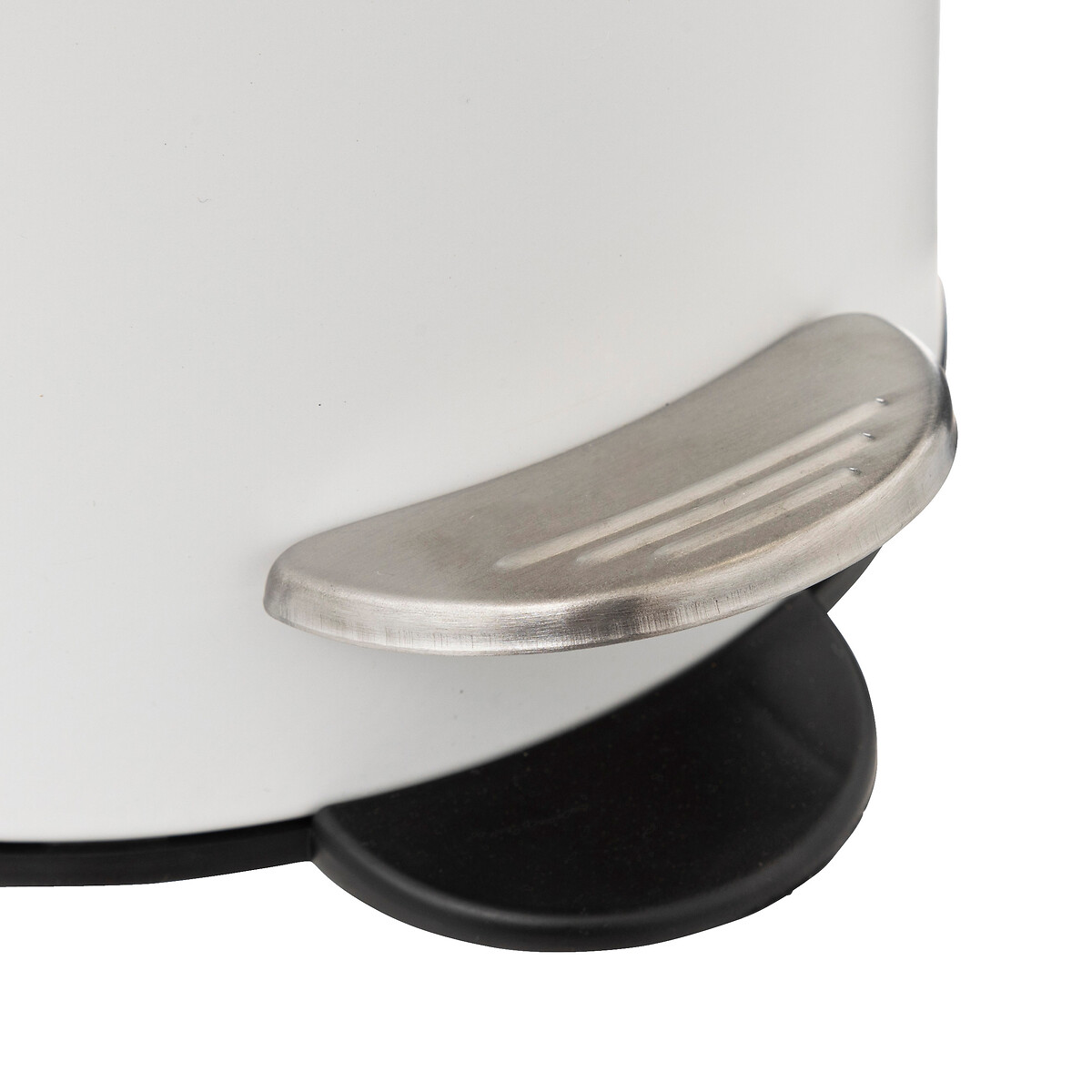 Balde Modern Branco Em Metal Softclose 3l