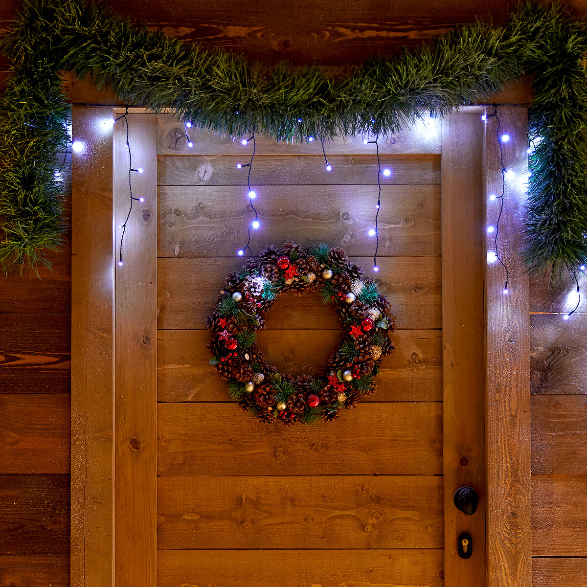 Cortina Luminosa De Natal Branco Frio 180 LEDs