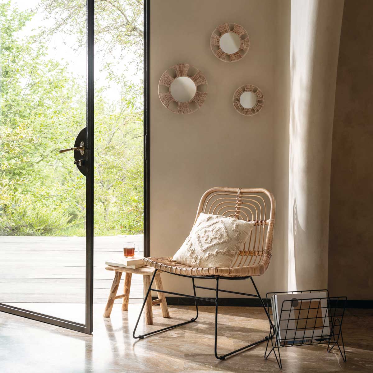 Taburete marrón de madera WOODY 