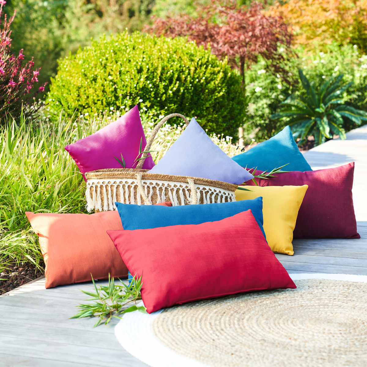 Coj&iacute;n de exterior KORAI mostaza