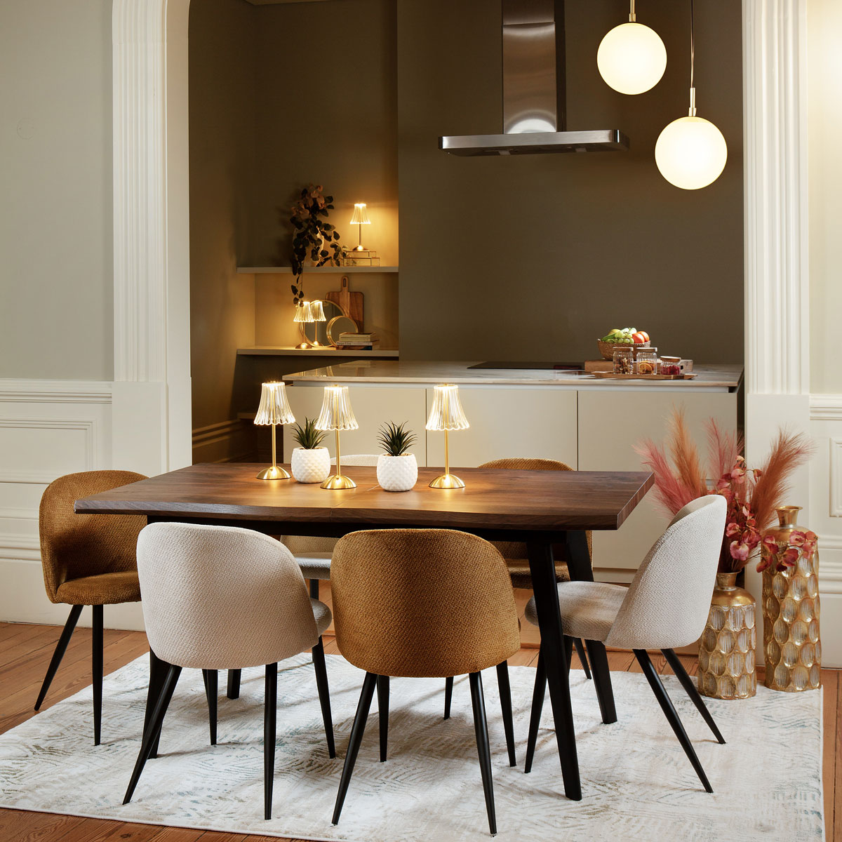 Silla ACCRA de tela ocre