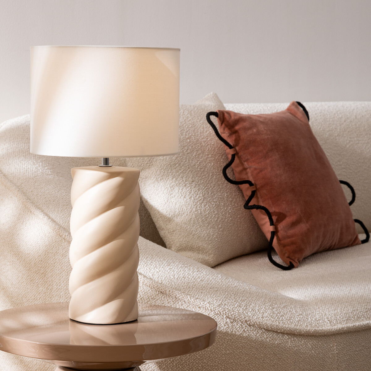 L&aacute;mpara De Mesa Noly Beige De Cer&aacute;mica