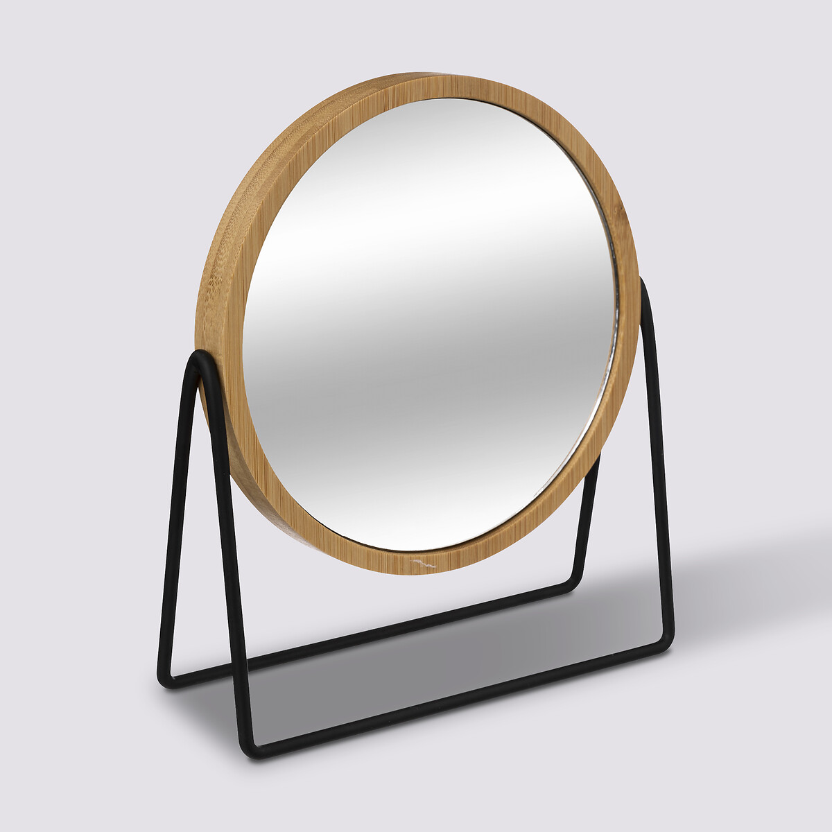 Espejo de ba&ntilde;o de bamb&uacute; con soporte met&aacute;lico