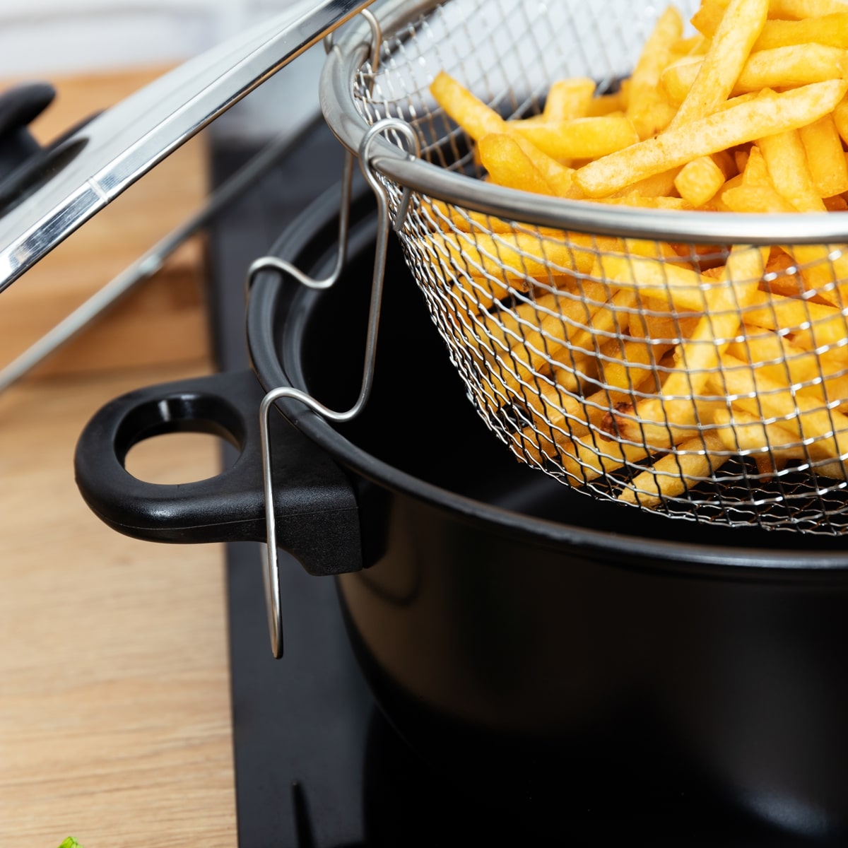 Freidora Con Tapa 35x26x10Cm