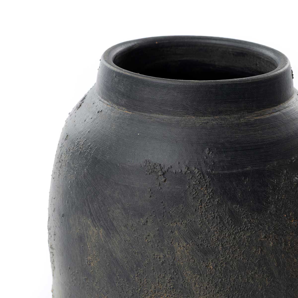 Jarr&oacute;n negro areia de cer&aacute;mica 22cm.