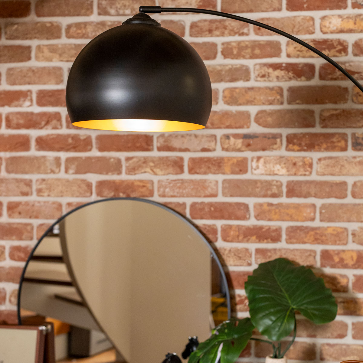 Candeeiro De Ch&atilde;o Hyto Preto Em Metal 178cm