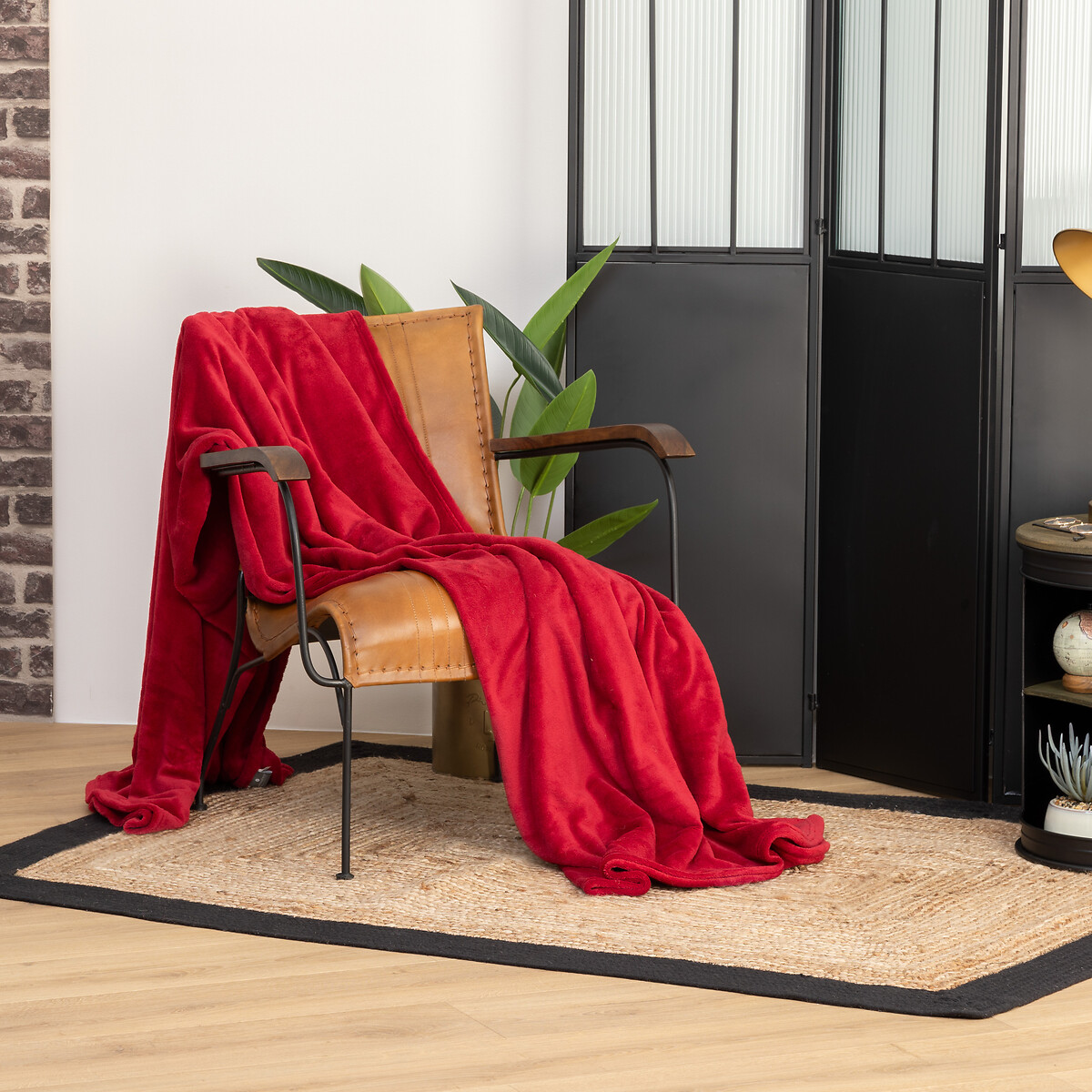 Manta Microfibra Roja 180x230Cm