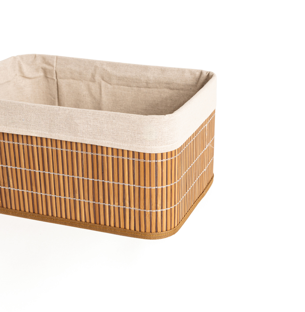Cesta De Bamb&uacute; Forrada Con Tela