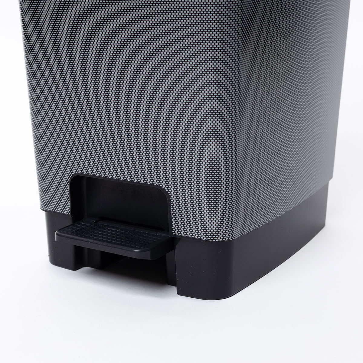 Cubo De Basura Carbono Cover Con Pedal 30L