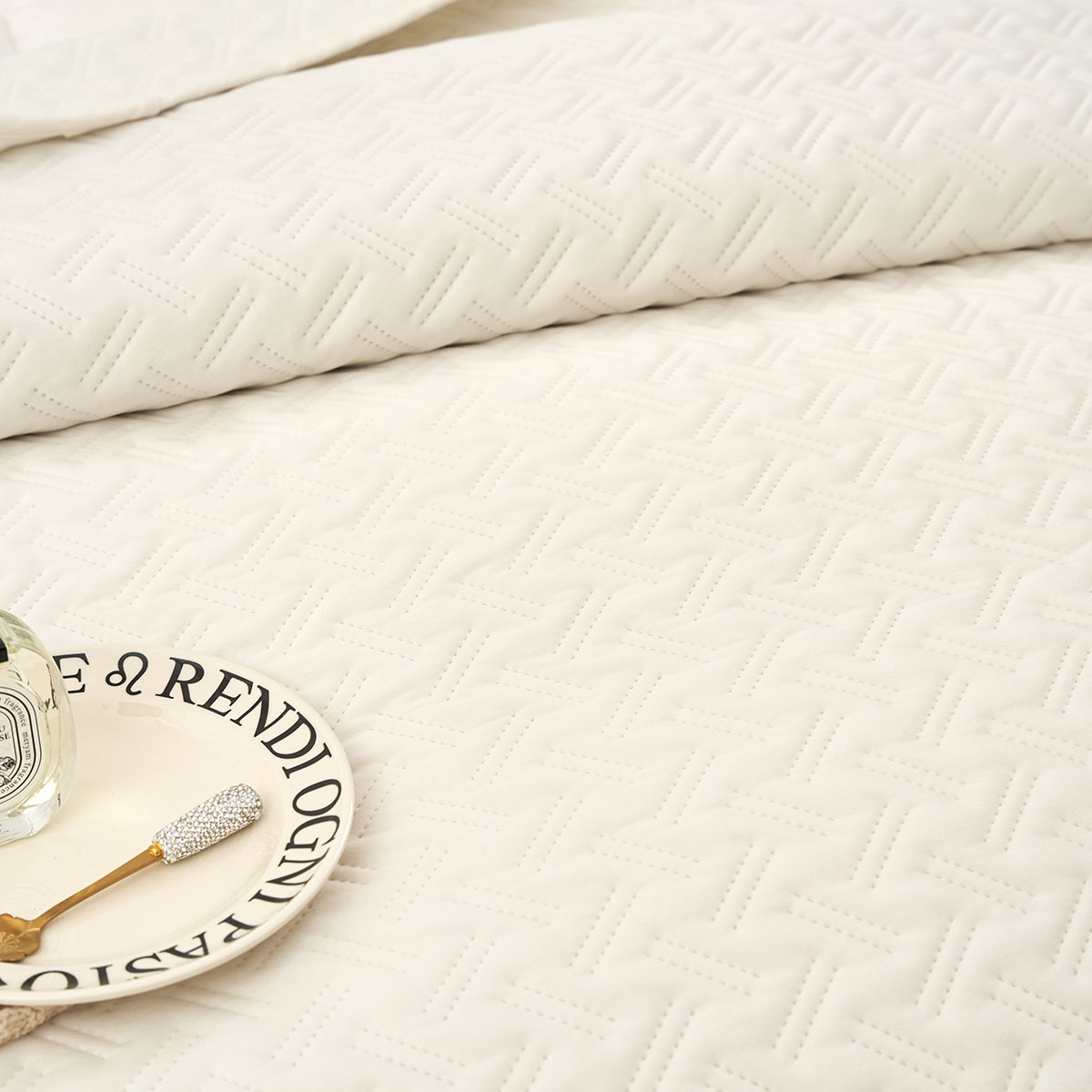 Edred&oacute;n BISTROL blanco de terciopelo 220x240cm