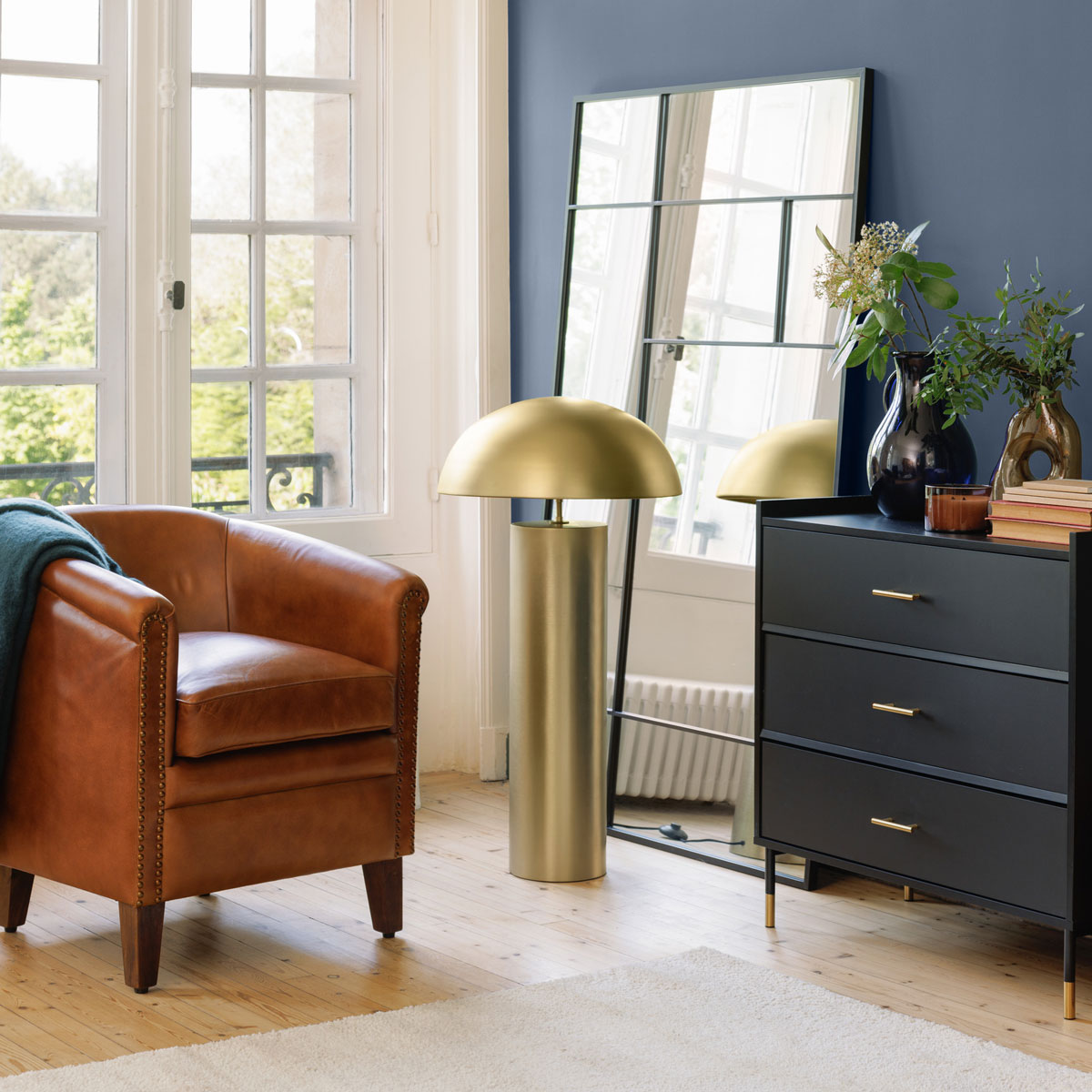 Candeeiro De Ch&atilde;o Ulysse Dourado Em Metal 97cm