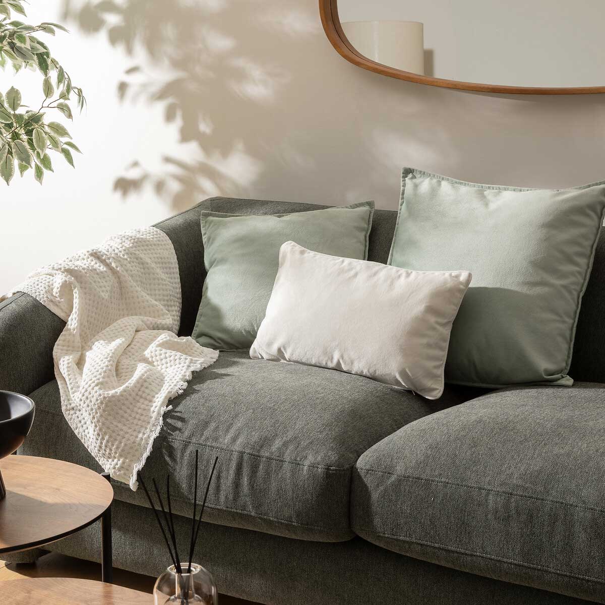 Cojín LILOU verde celadón 55x55cm