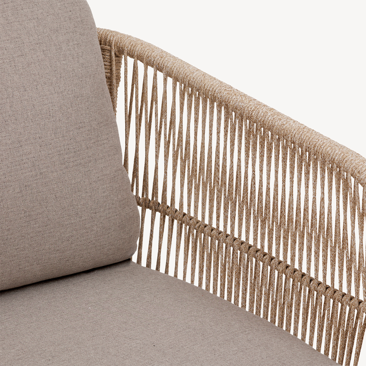 Sill&oacute;n DEONA gris pardo de madera de acacia