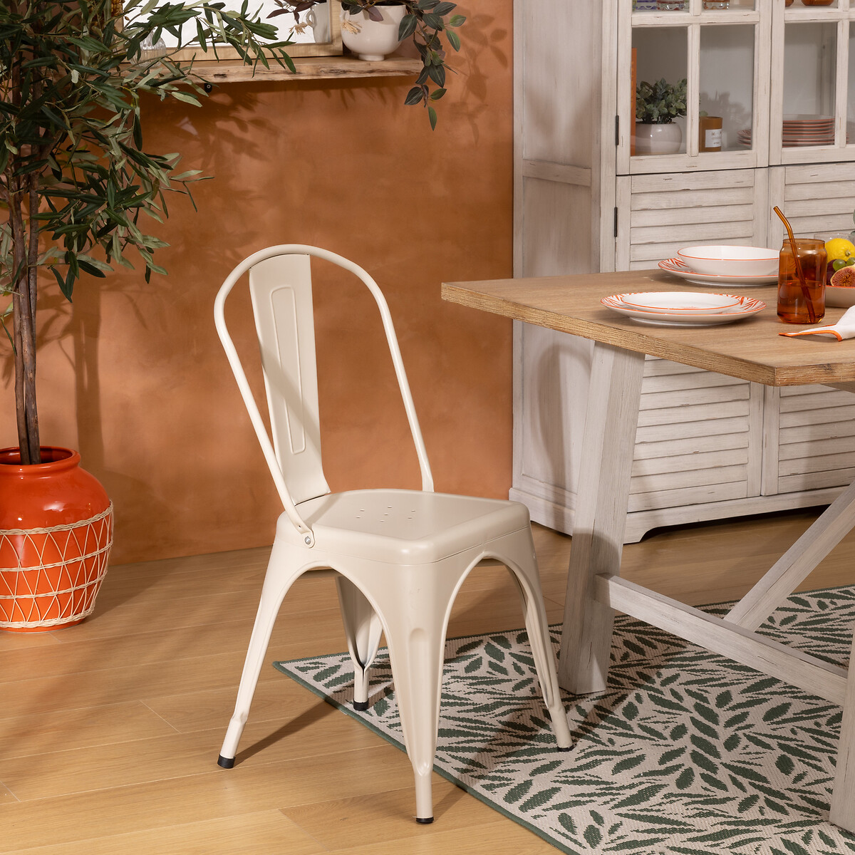 Silla NIKO beige de metal