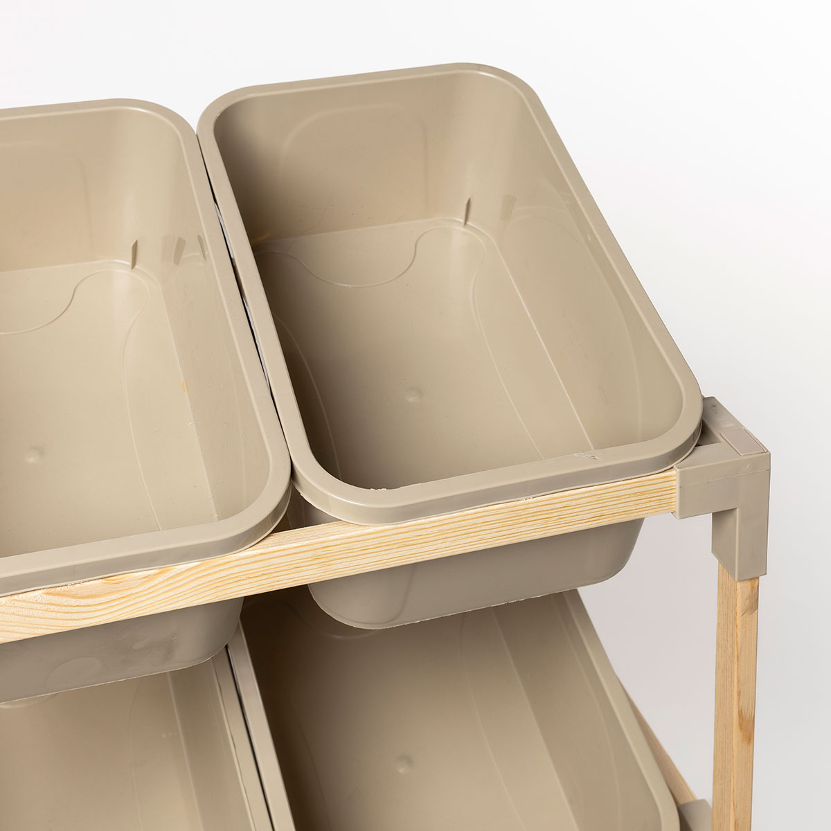 Estanter&iacute;a con 6 organizadores beige