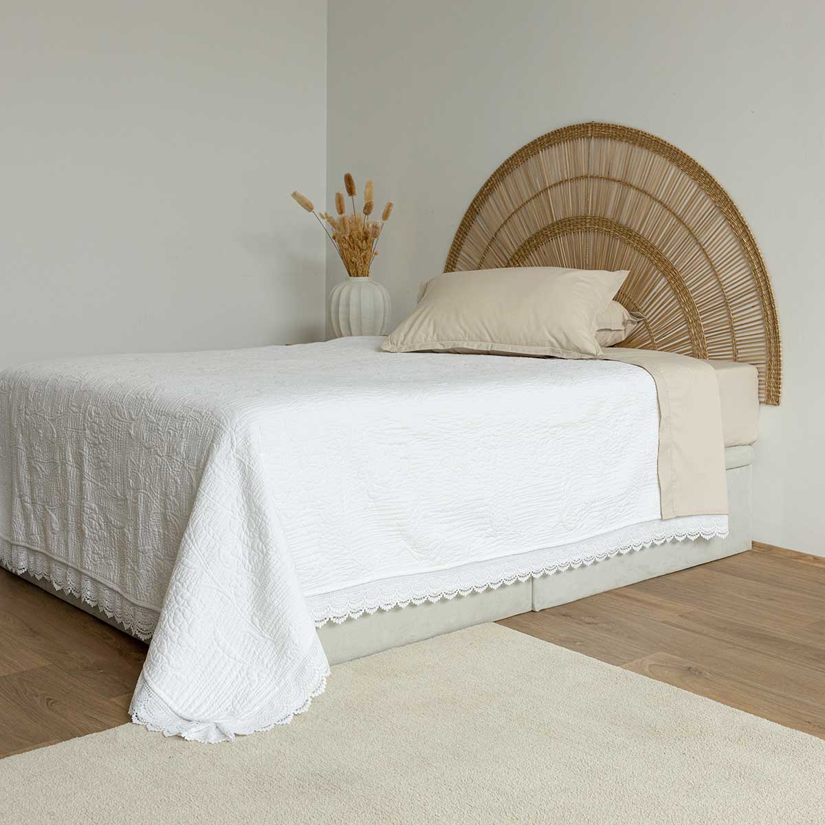 Edred&oacute;n con encaje crudo 220x240cm