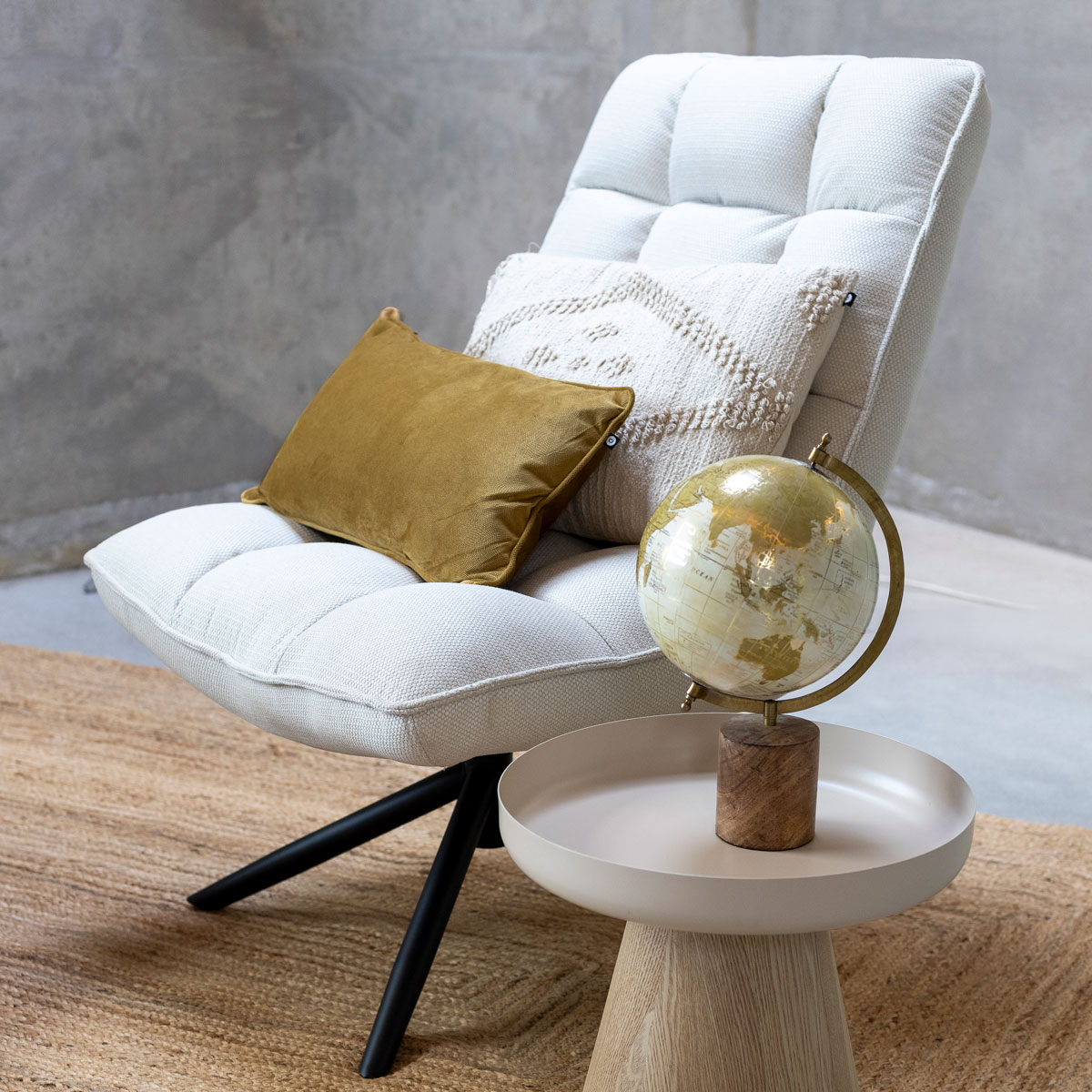 Poltrona Mel Rotativa Em Tecido Cru