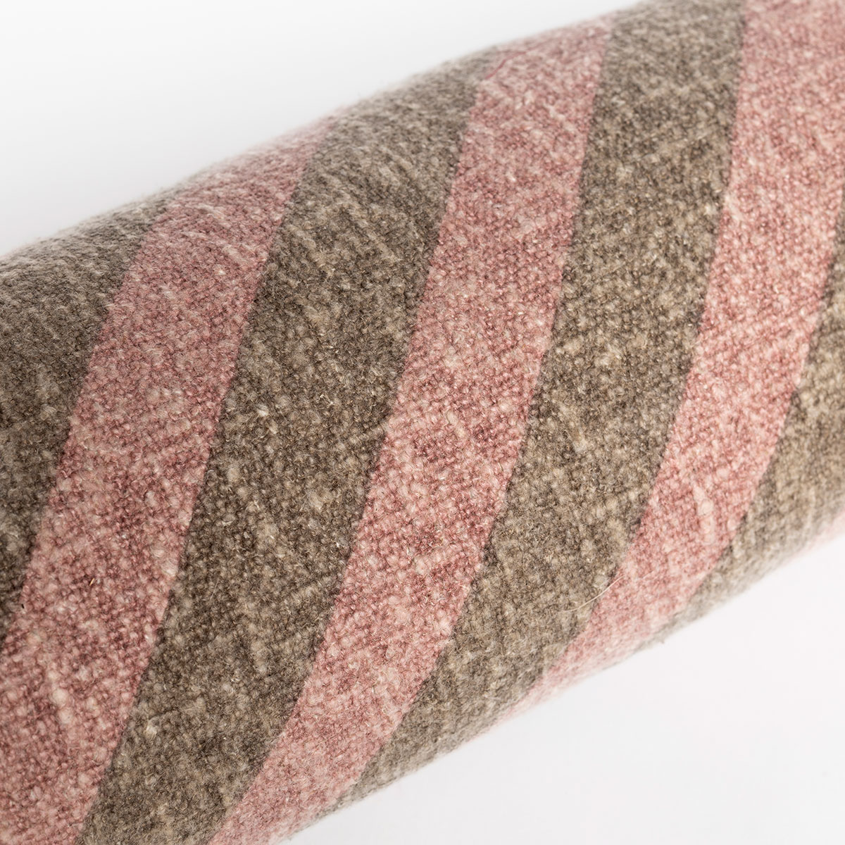 Almohada STRIPES rosa y marr&oacute;n 15x50cm